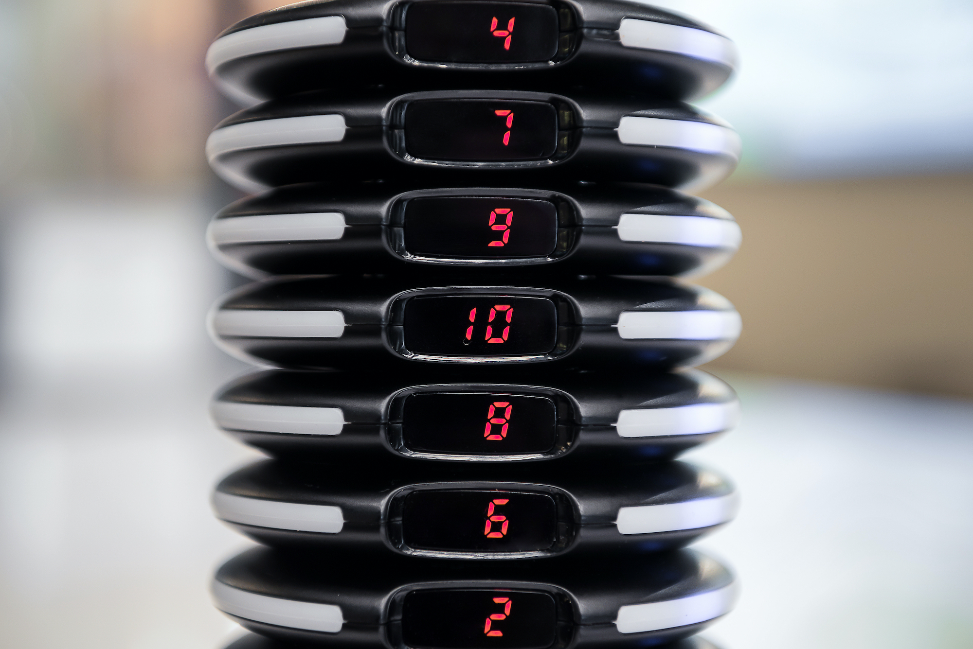 Top 15 Reasons Digital Waitlists Beat Restaurant Paging Systems